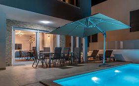 Villa DEA mit privatem beheiztem Pool