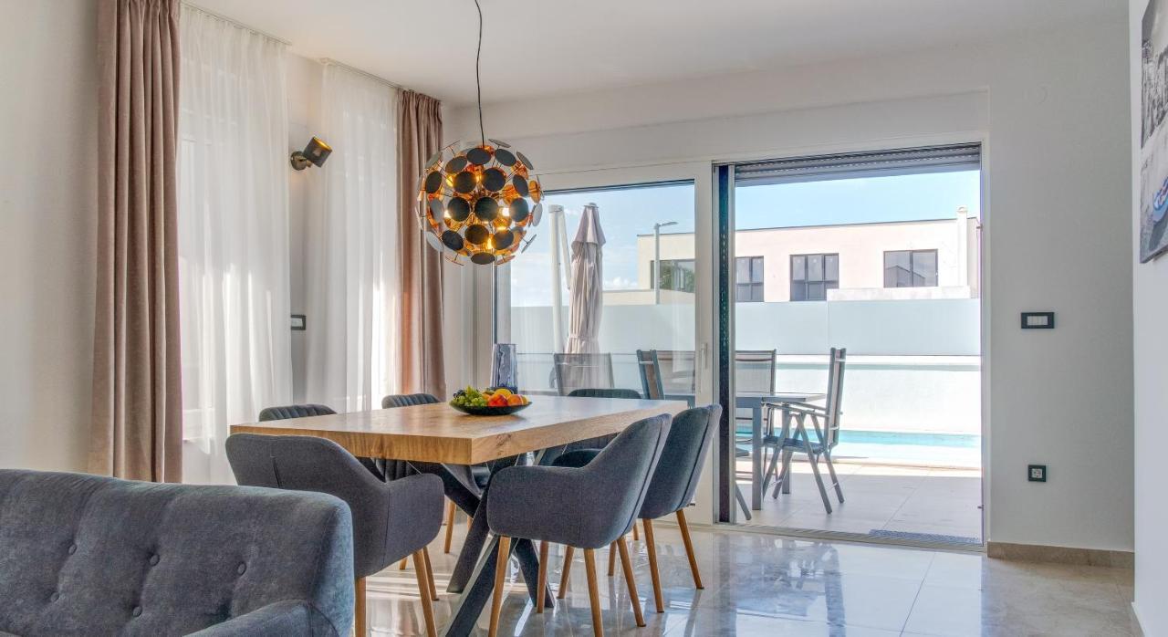Villa DEA mit privatem beheiztem Pool Vrsi Exterior foto