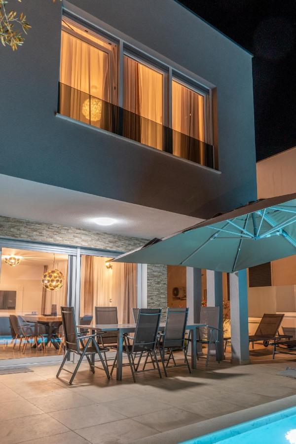 Villa DEA mit privatem beheiztem Pool Vrsi Exterior foto