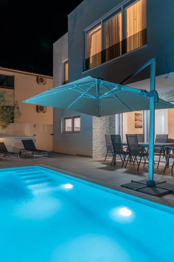Villa DEA mit privatem beheiztem Pool Vrsi Exterior foto