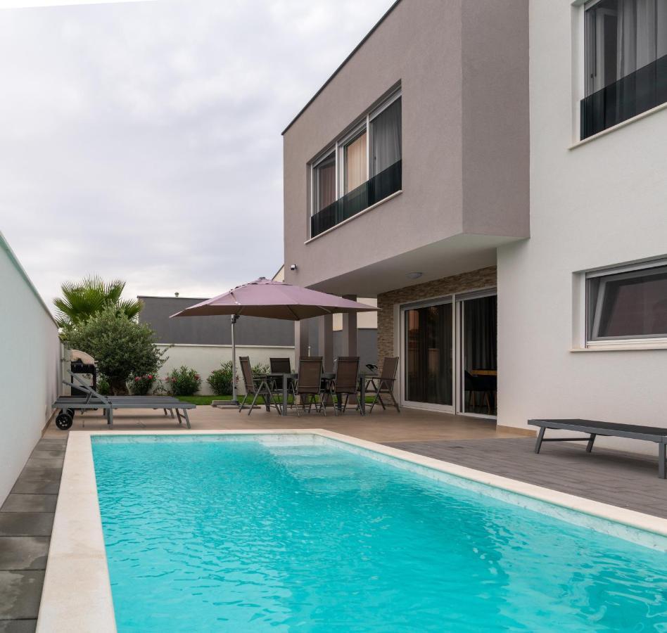 Villa DEA mit privatem beheiztem Pool Vrsi Exterior foto